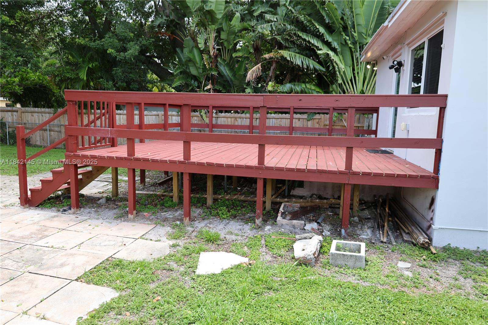 2446 Grant St, Hollywood, Florida image 28