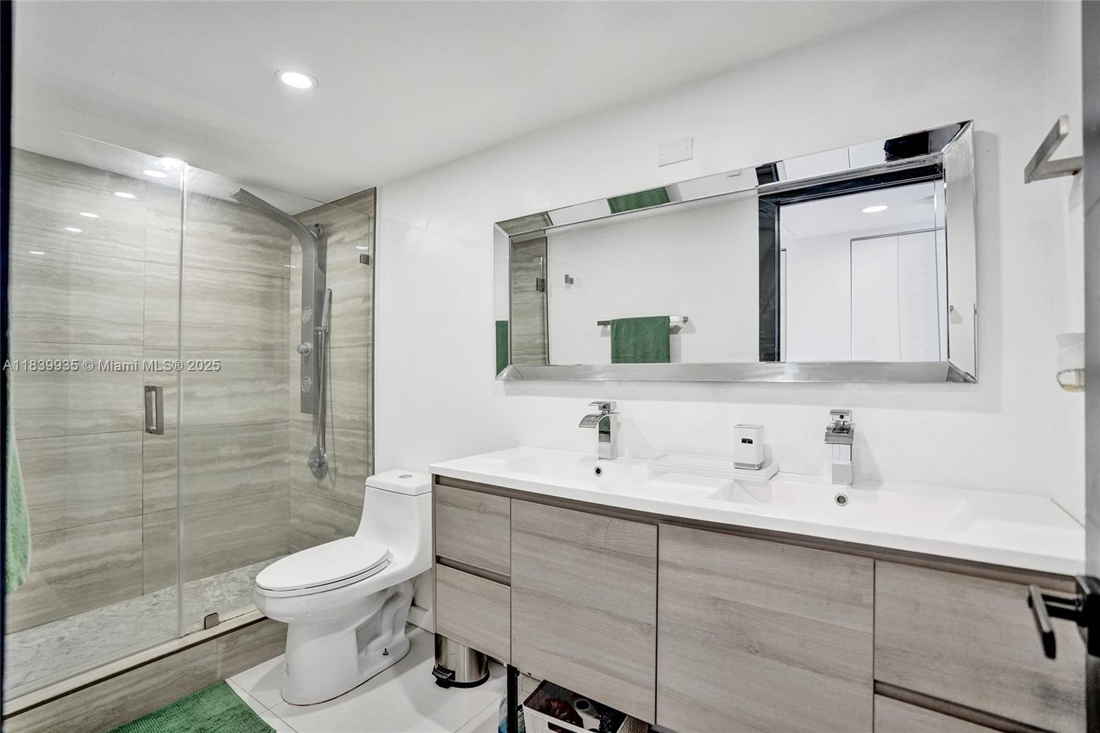 11111 Biscayne Blvd #19G, Miami, Florida image 5