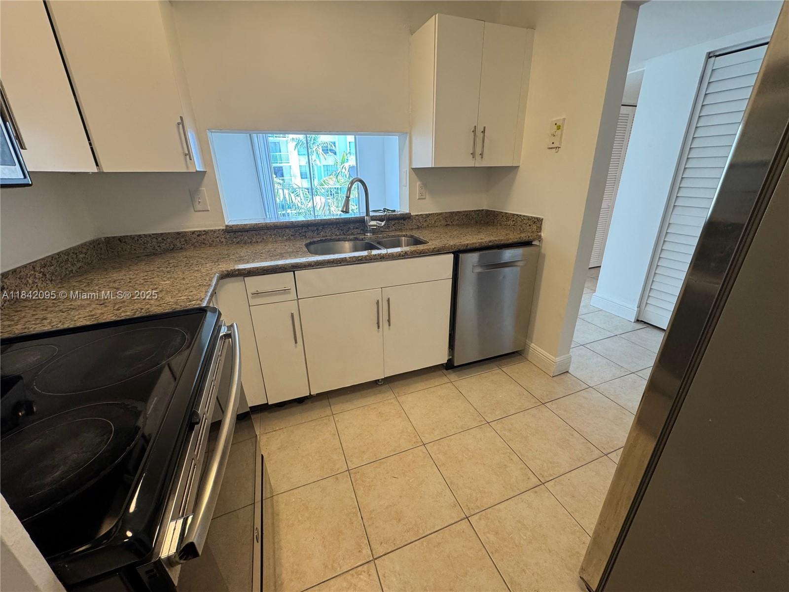 Property photo # 4