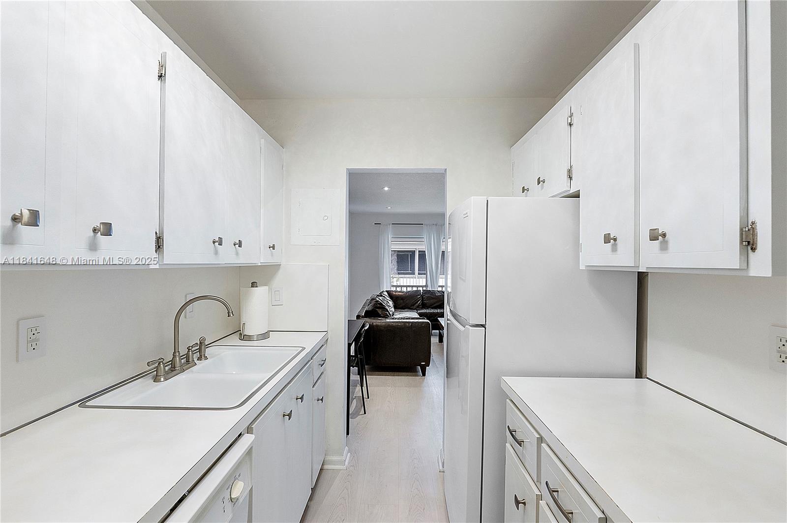 2180 NE 67th St #728, Fort Lauderdale, Florida image 11