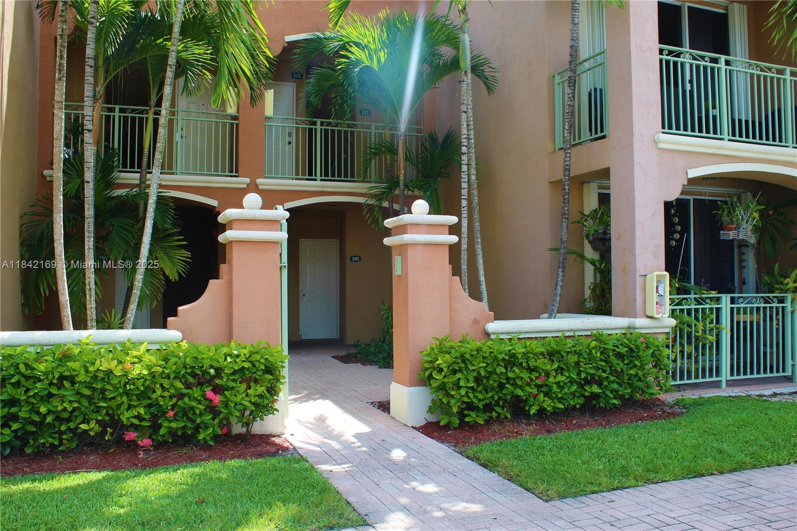 Property photo # 6