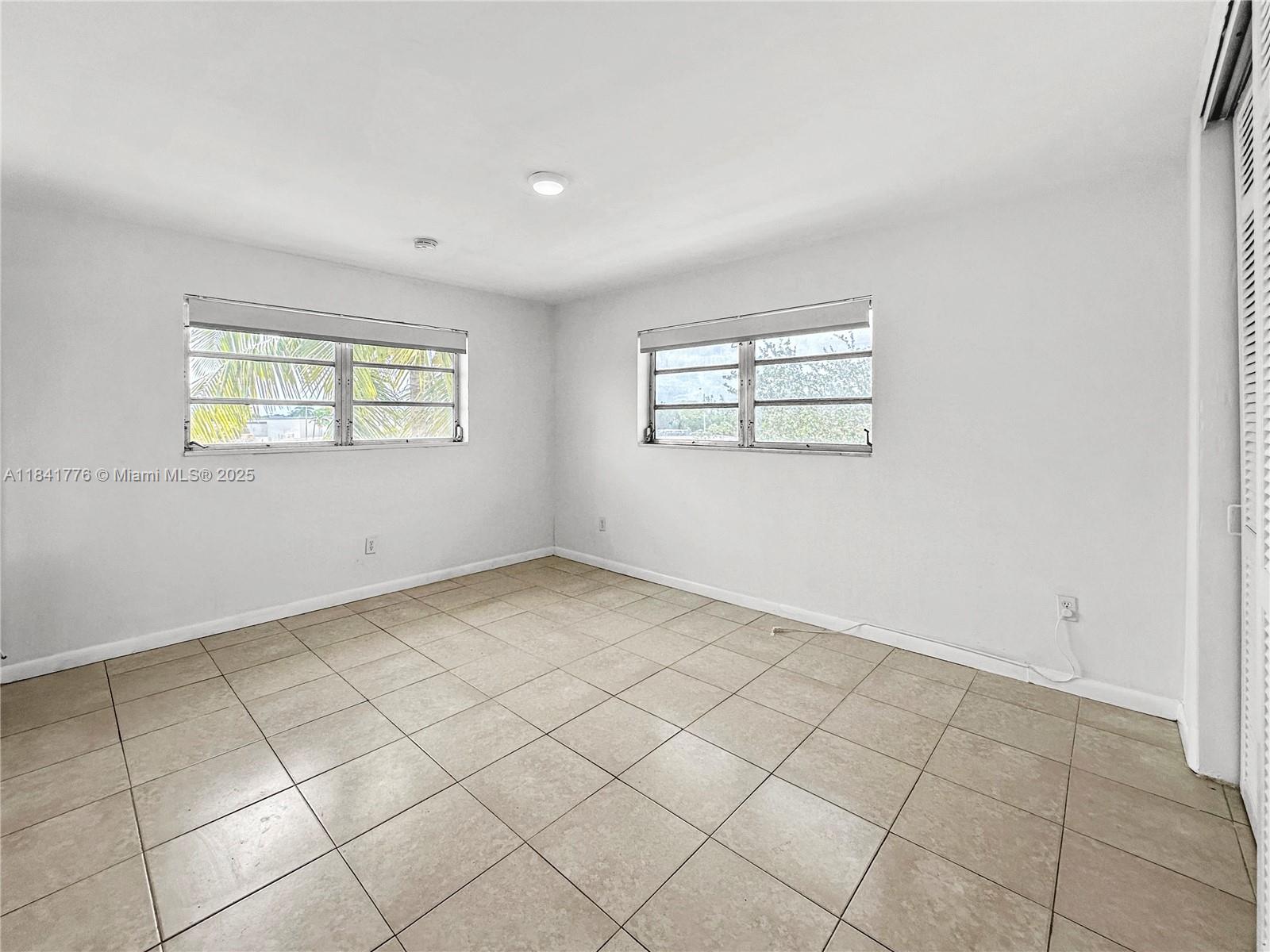 770 NE 128th St #303, North Miami, Florida image 14