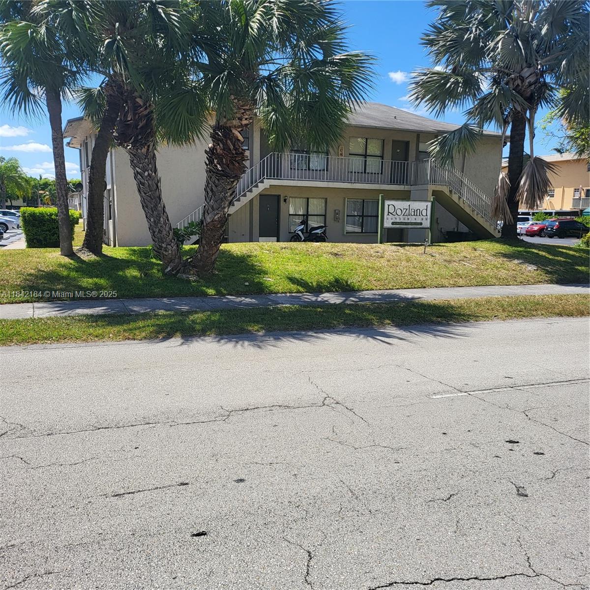 Property photo # 0
