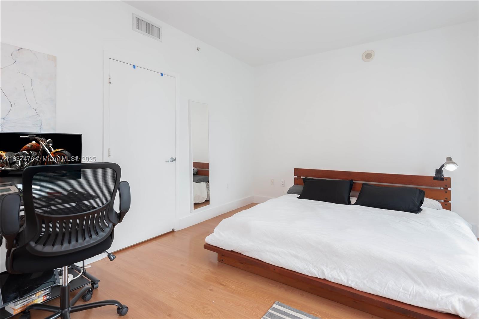 90 SW 3rd St #2113, Miami, Florida image 14