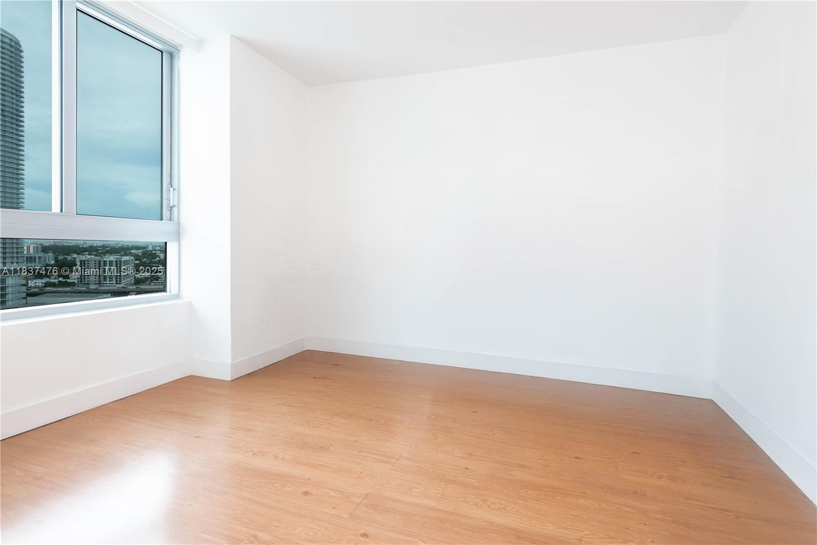 90 SW 3rd St #2113, Miami, Florida image 23