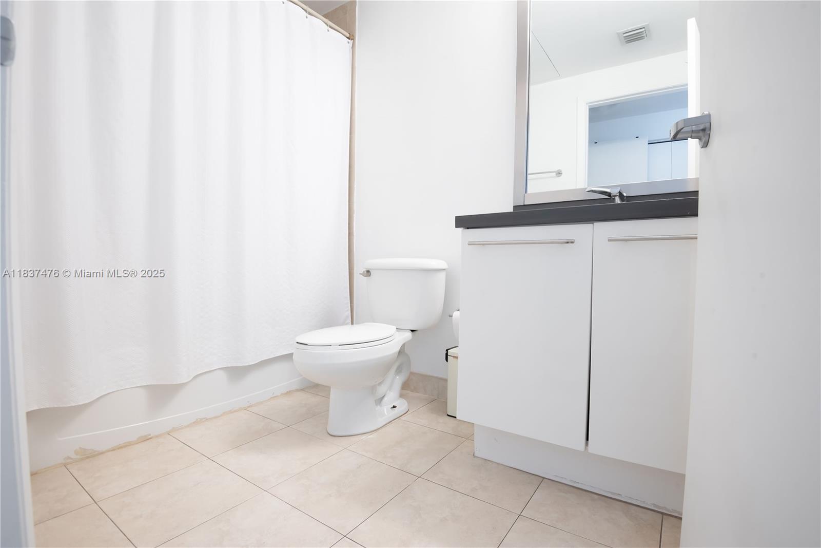 90 SW 3rd St #2113, Miami, Florida image 24