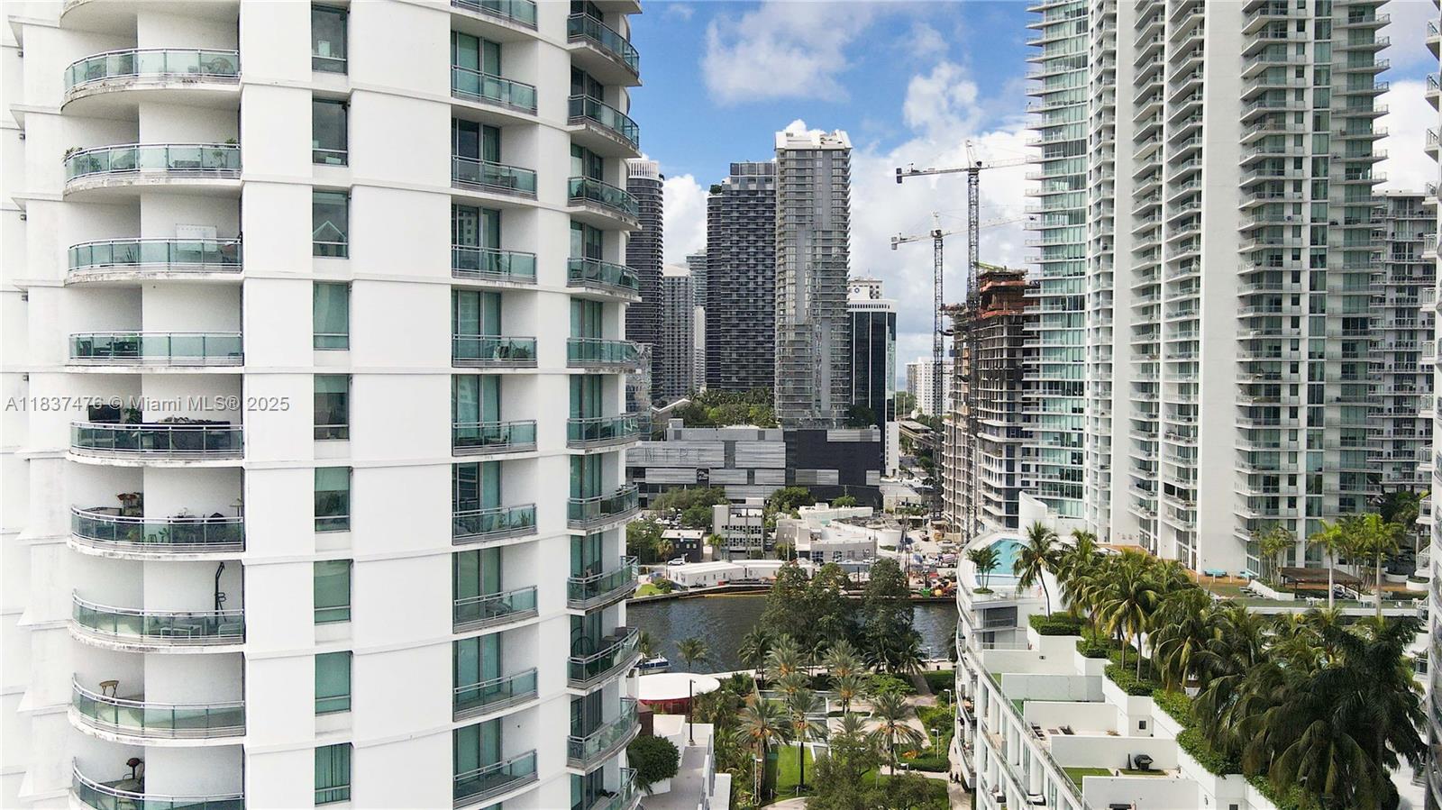 90 SW 3rd St #2113, Miami, Florida image 35
