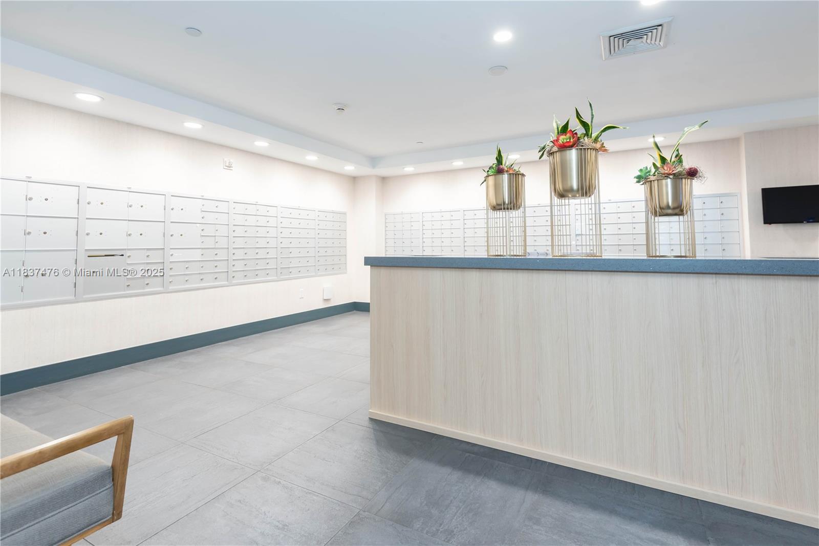 90 SW 3rd St #2113, Miami, Florida image 5