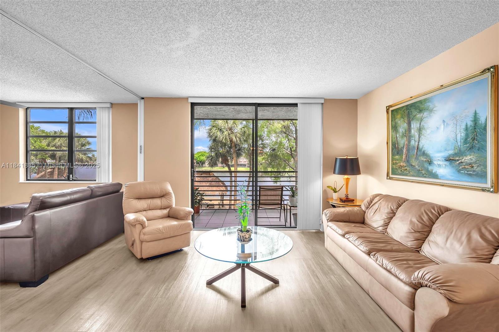 1101 Colony Point Cir #207, Pembroke Pines, Florida image 1