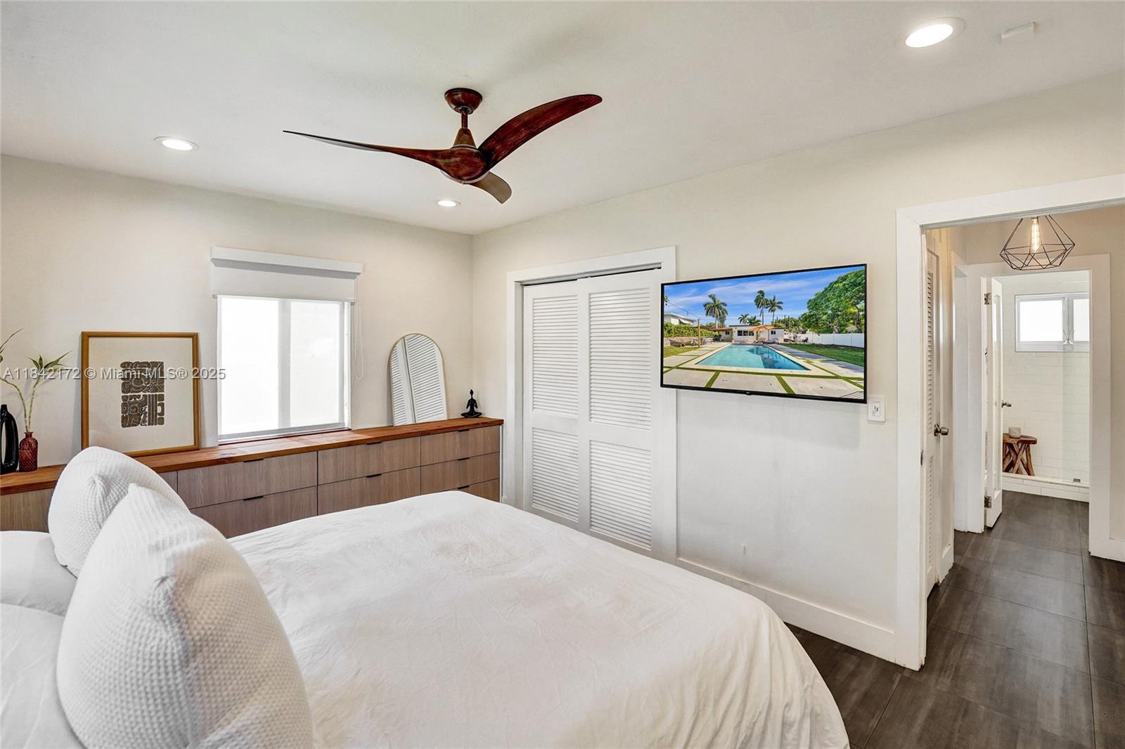 1440 Grant St, Hollywood, Florida image 24