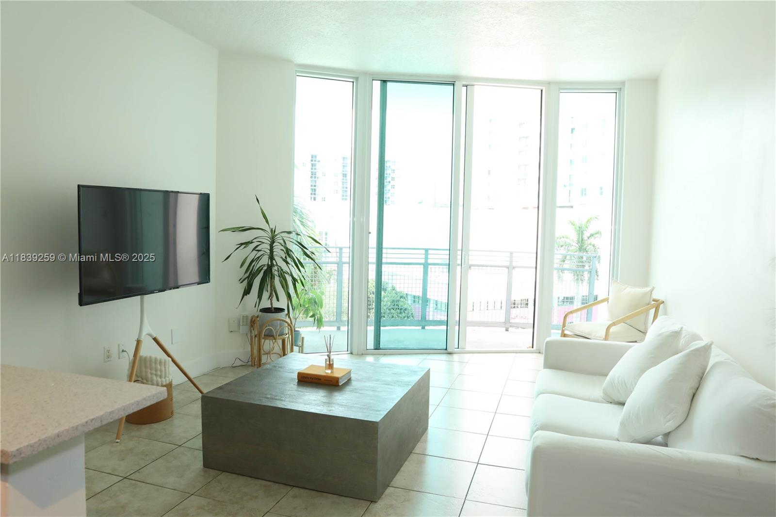 350 Ne 24th St #406, Miami, Florida image 3