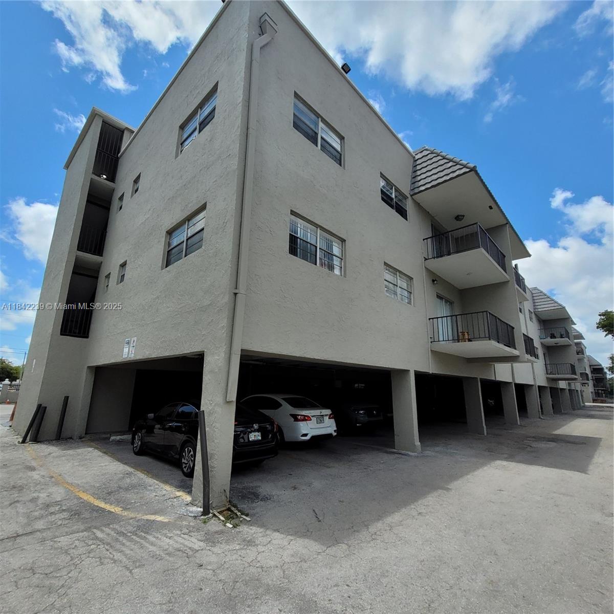 Property photo # 2