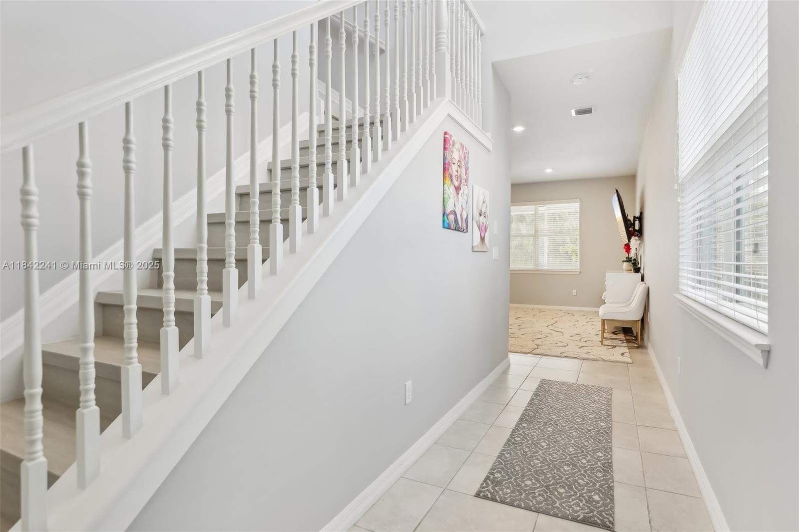 1402 Myrtle Oak Ter, Hollywood, Florida image 16
