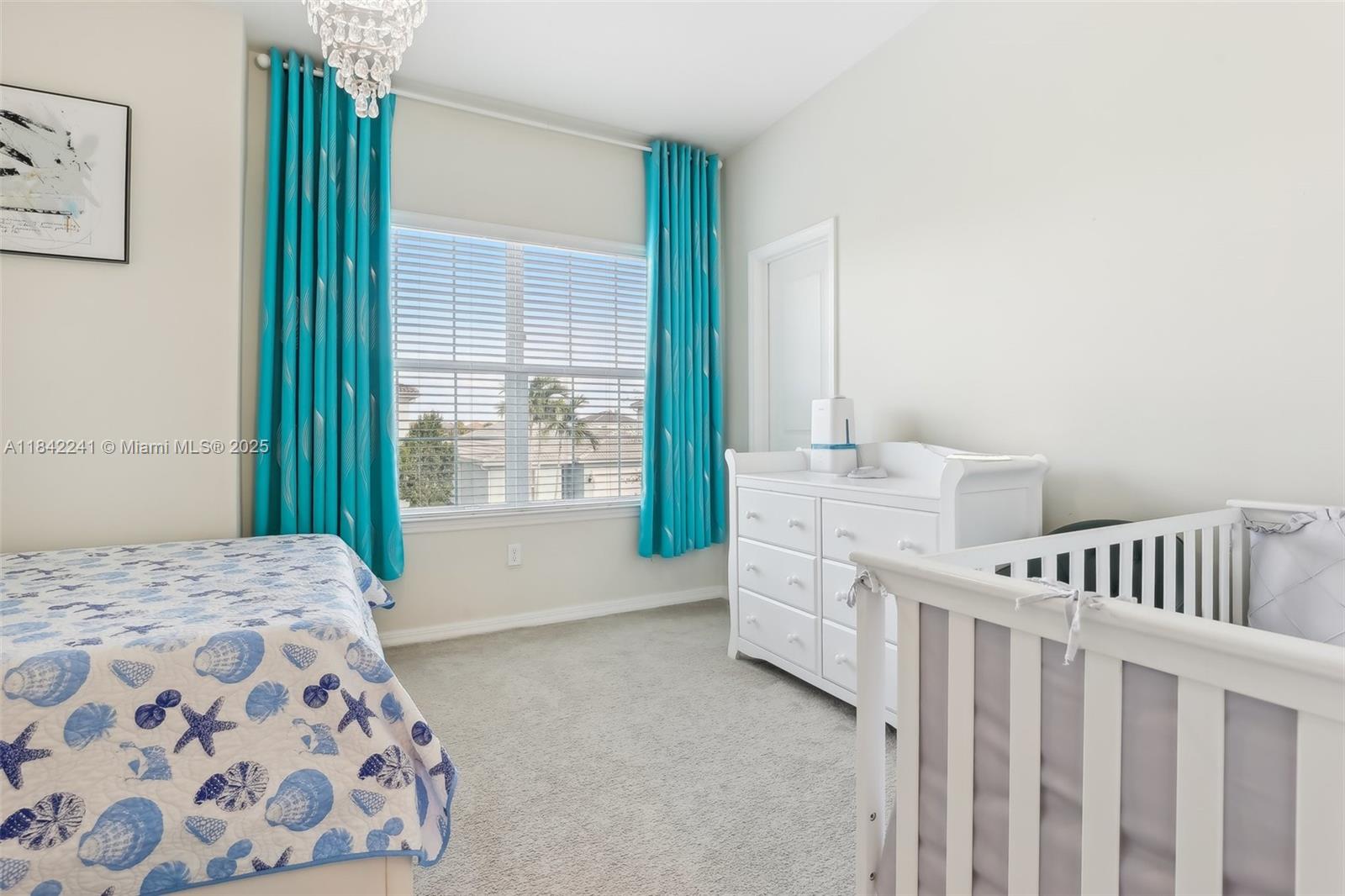 1402 Myrtle Oak Ter, Hollywood, Florida image 35
