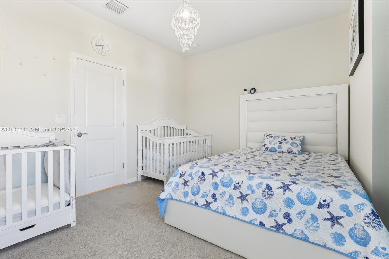 1402 Myrtle Oak Ter, Hollywood, Florida image 37