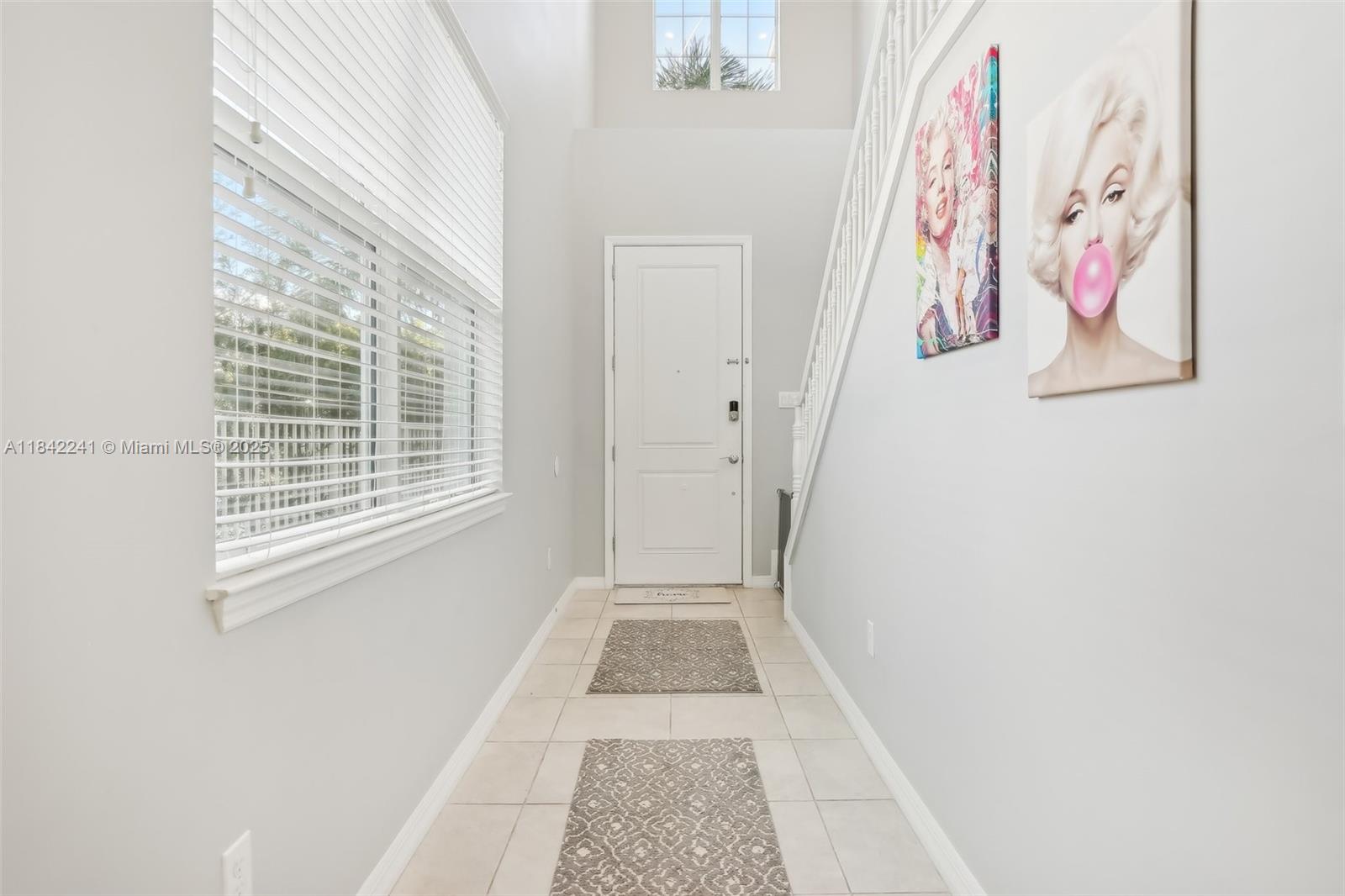 1402 Myrtle Oak Ter, Hollywood, Florida image 6