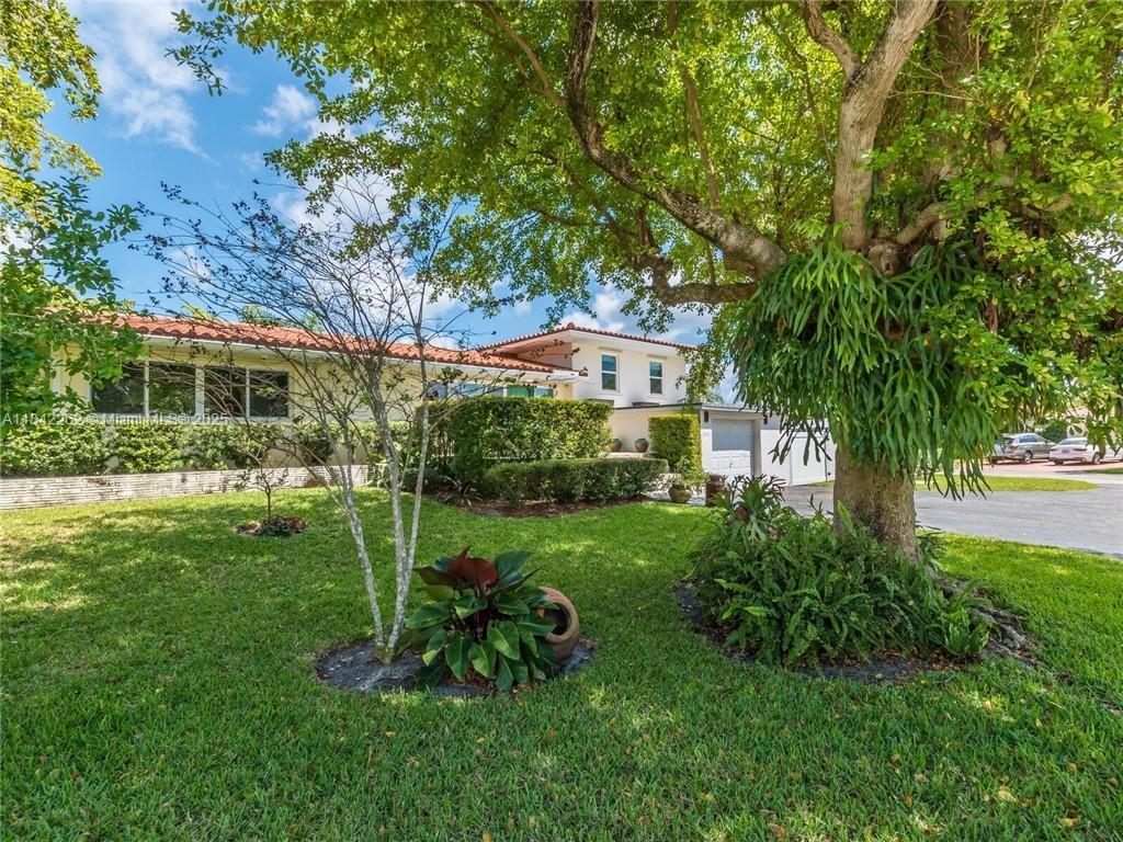 2616 NE 26th Ave, Lighthouse Point, Florida image 1