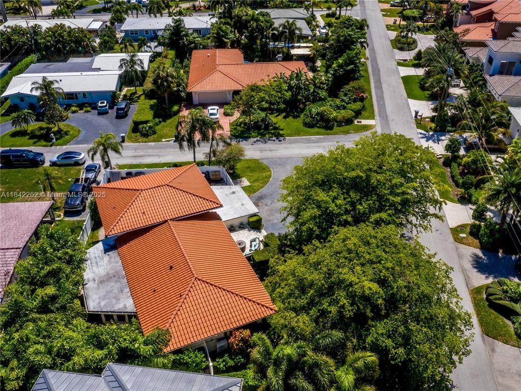 2616 NE 26th Ave, Lighthouse Point, Florida image 29