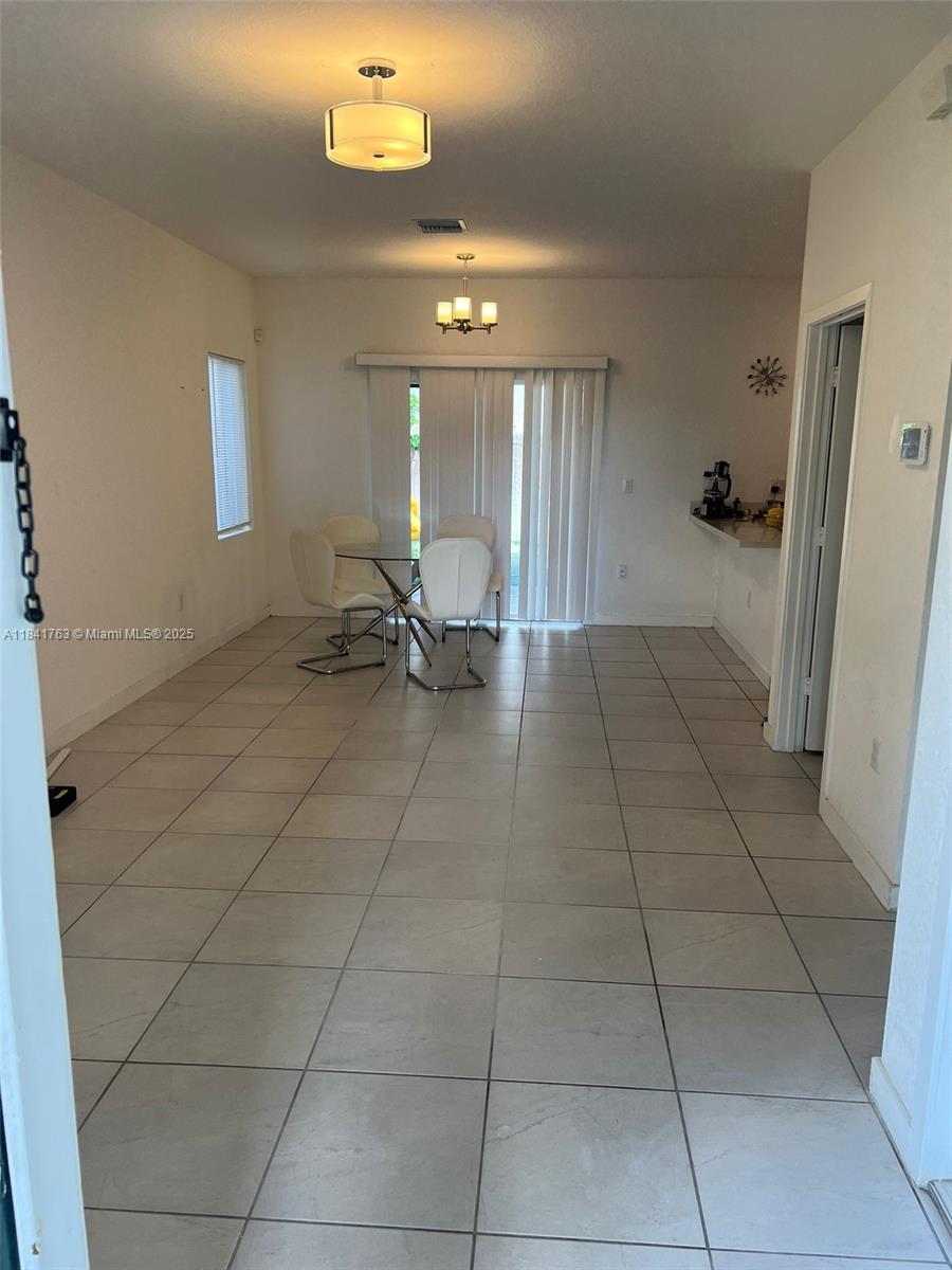 1703 SE 8th Pl, Homestead, Florida image 4
