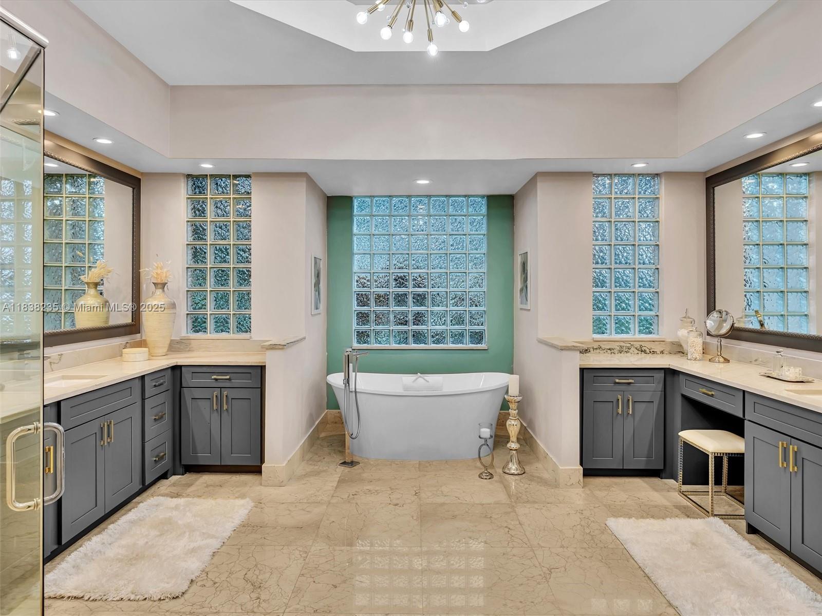 3849 Gulfstream Way, Davie, Florida image 31