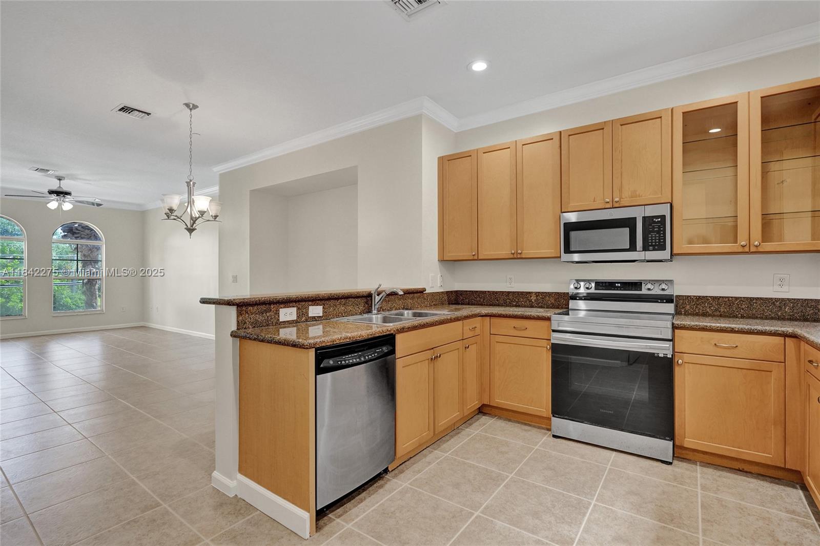 Property photo # 4