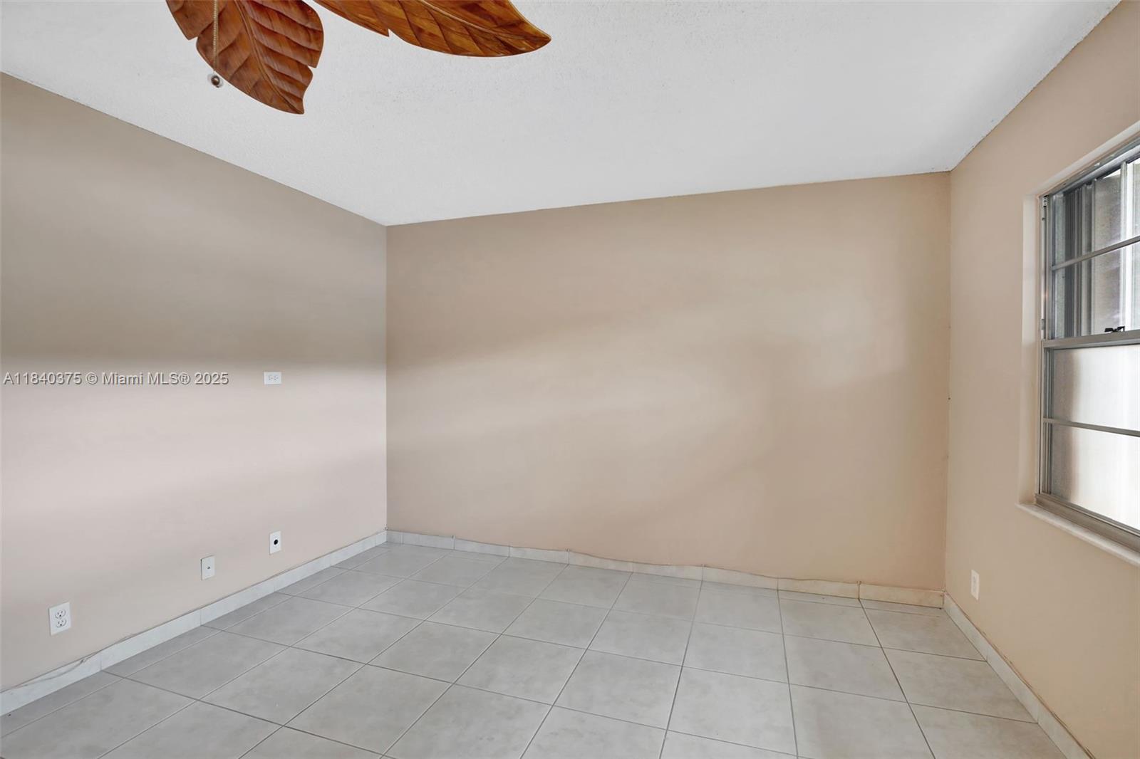 13255 SW 7th Ct #115D, Pembroke Pines, Florida image 11