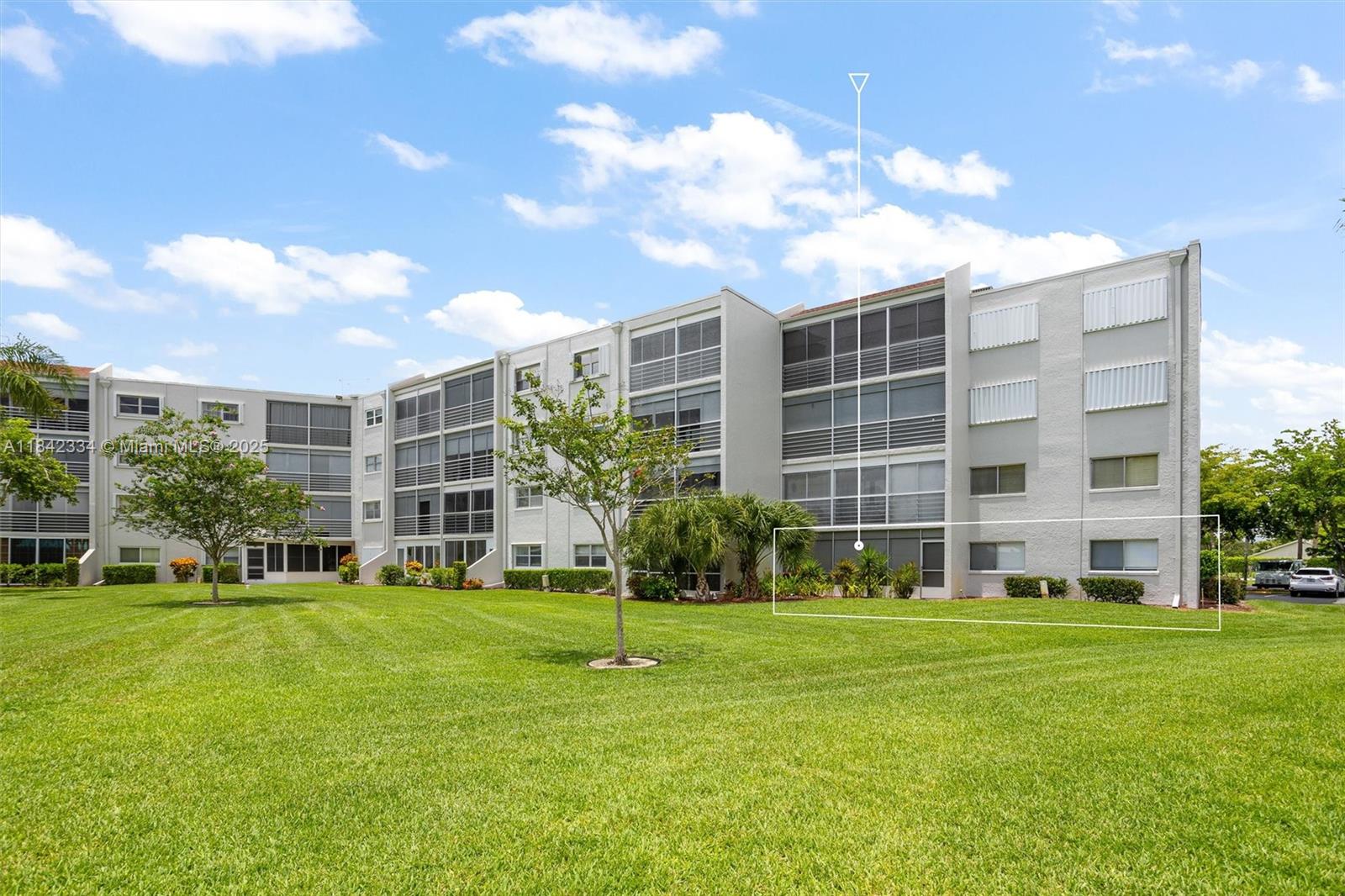 3286 Arcara Way #101, Lake Worth, Florida image 23