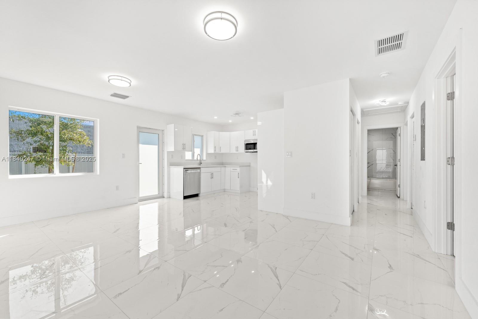 231 NW 3rd Ave, Florida City, Florida image 7