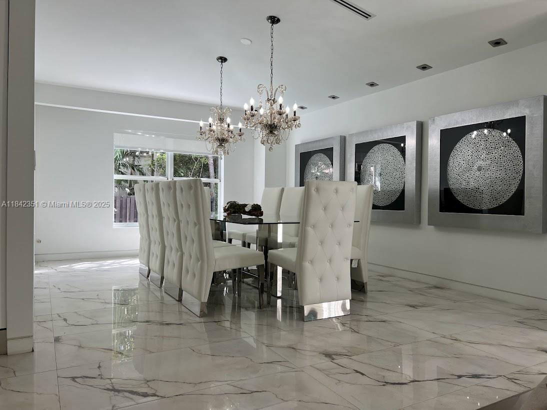 6761 NW 112th Ave, Doral, Florida image 10