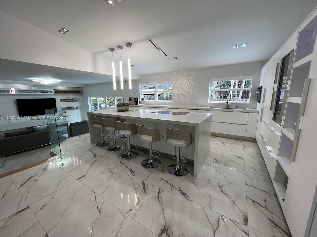 6761 NW 112th Ave, Doral, Florida image 12