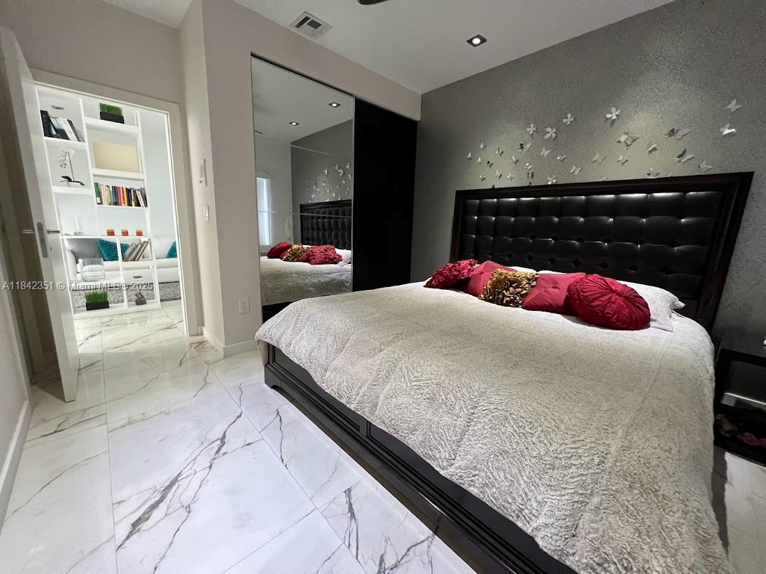 6761 NW 112th Ave, Doral, Florida image 23