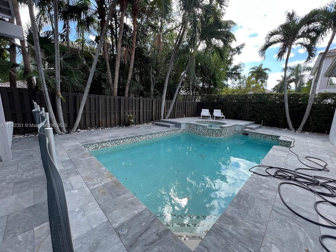 6761 NW 112th Ave, Doral, Florida image 25