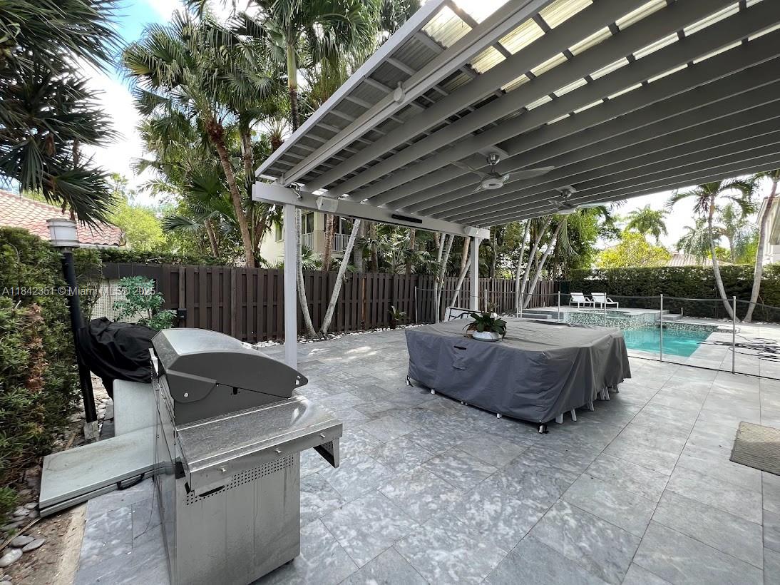 6761 NW 112th Ave, Doral, Florida image 27