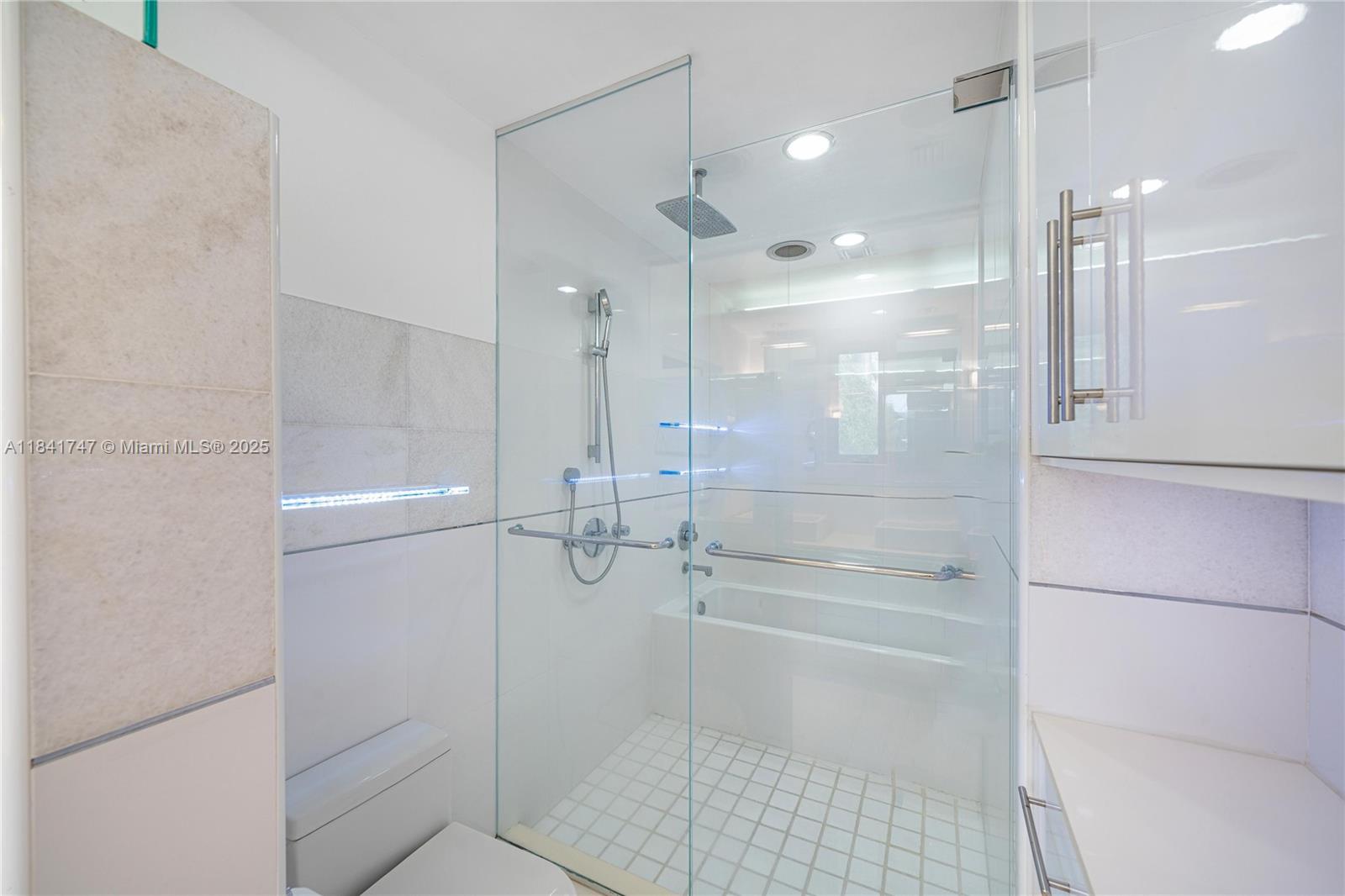 671 NE 57th St, Miami, Florida image 21