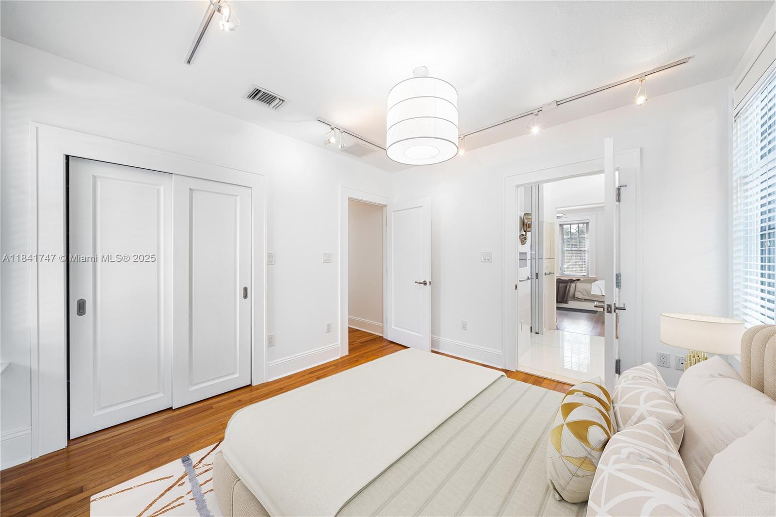 671 NE 57th St, Miami, Florida image 22