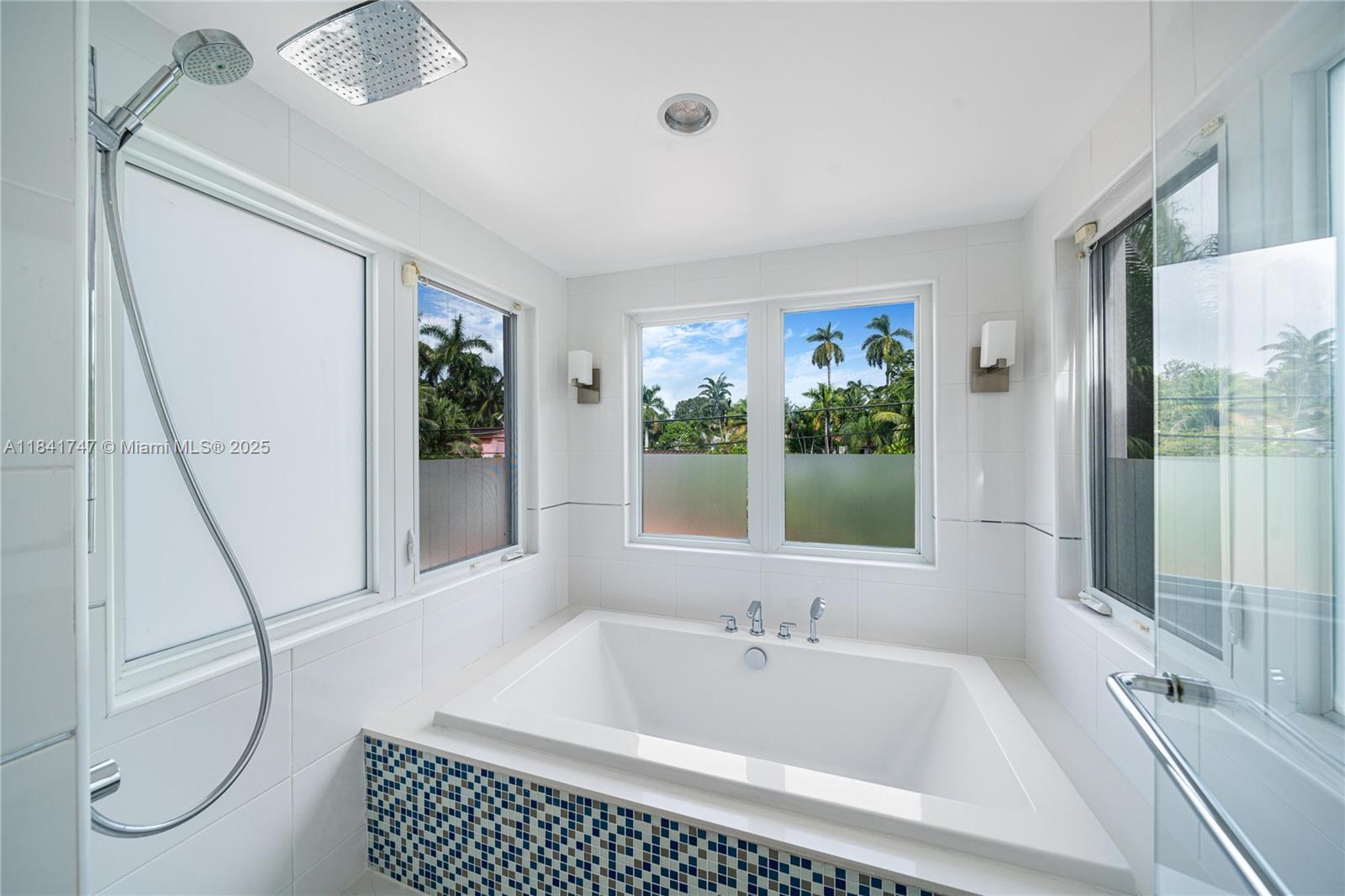 671 NE 57th St, Miami, Florida image 27