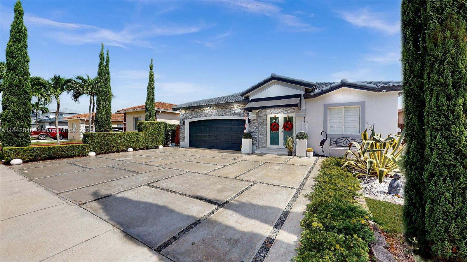 Property photo # 2