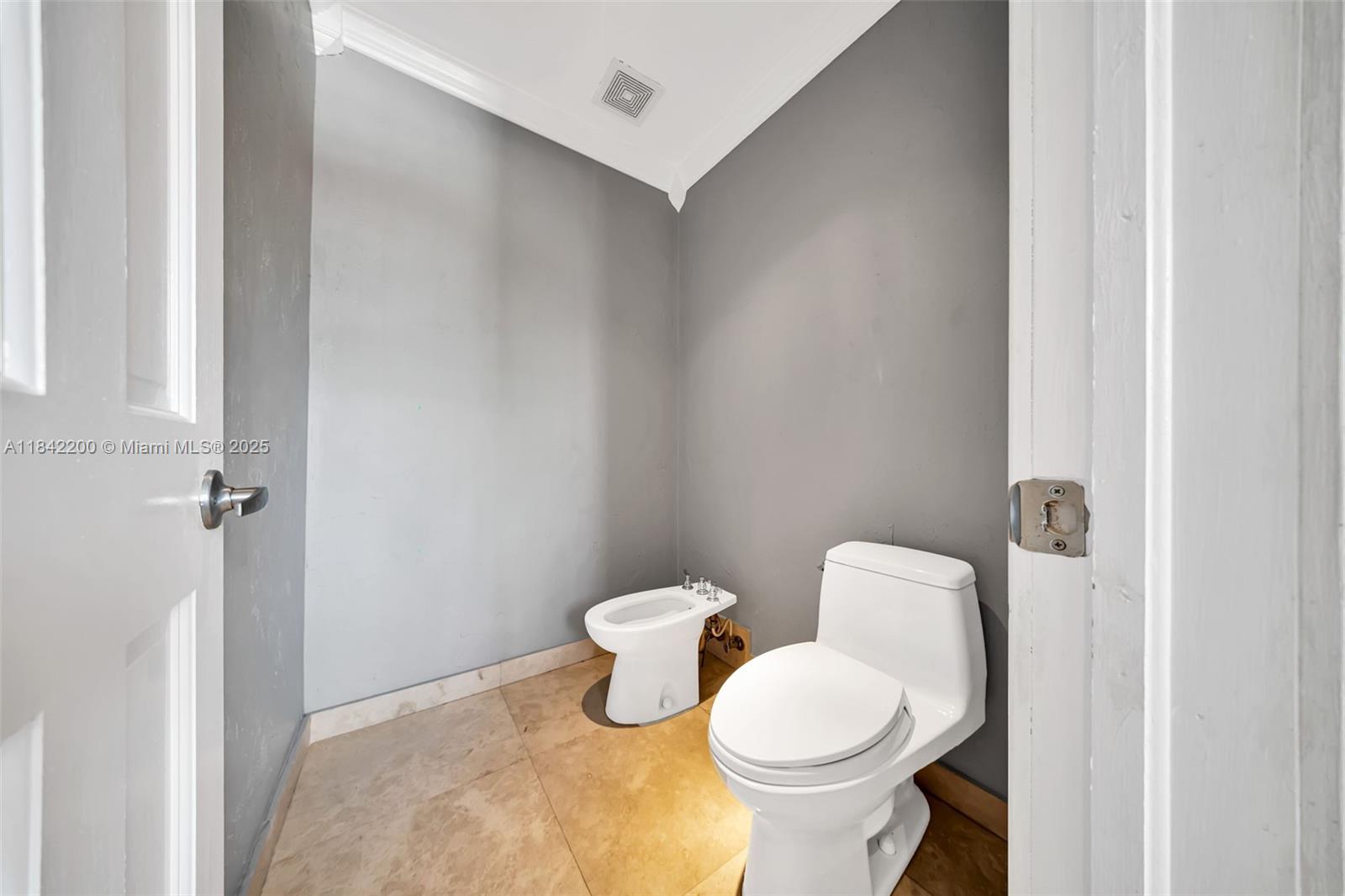 2705 SW 108th Ct, Miami, Florida image 27