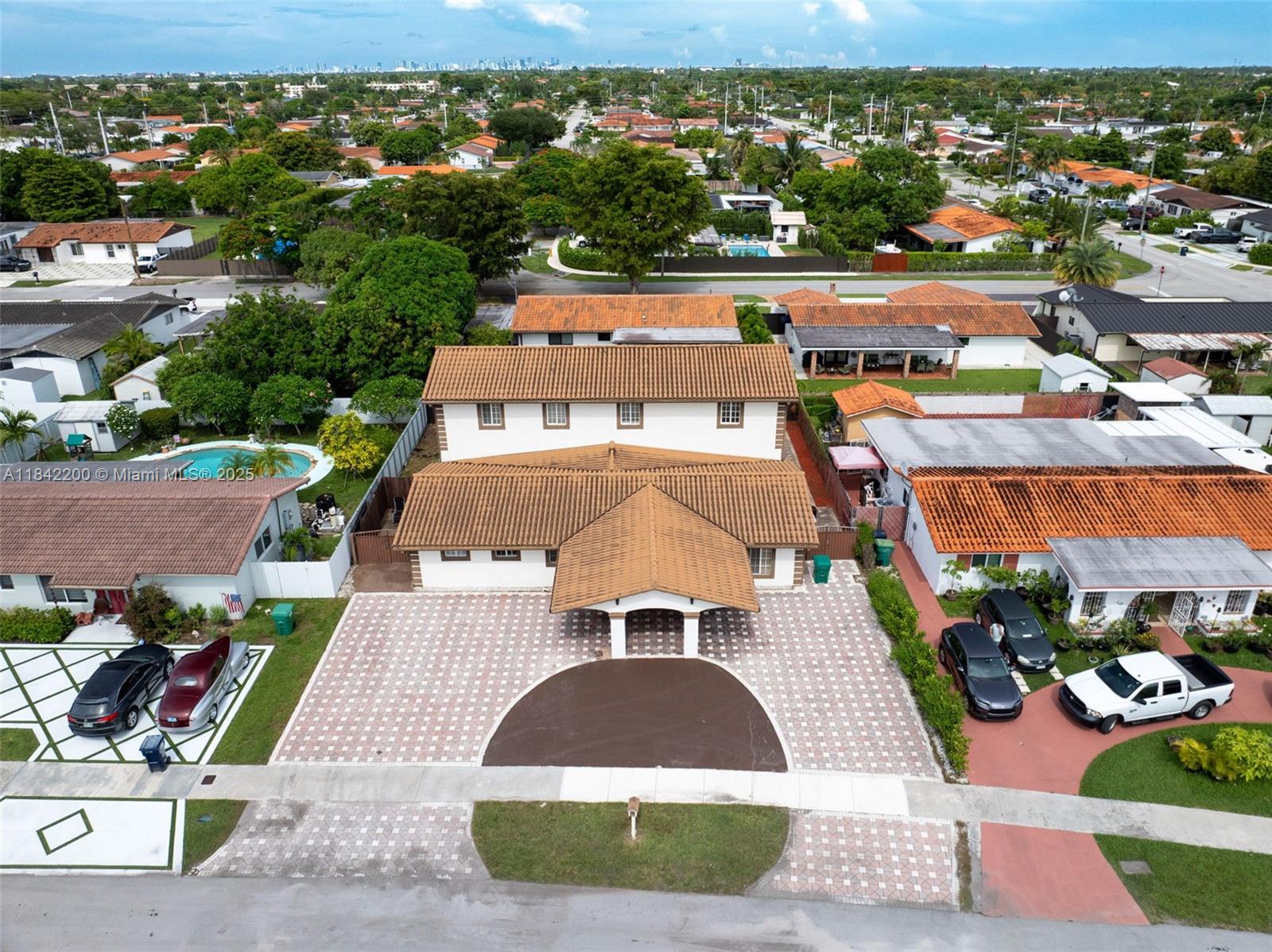 2705 SW 108th Ct, Miami, Florida image 36