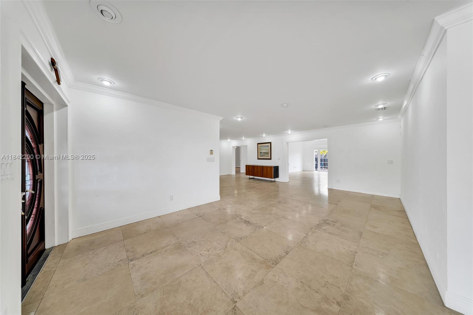 2705 SW 108th Ct, Miami, Florida image 4
