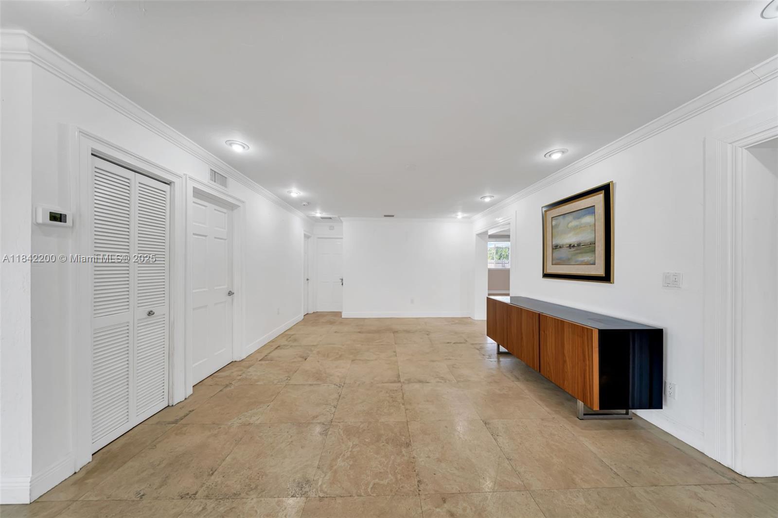 2705 SW 108th Ct, Miami, Florida image 6