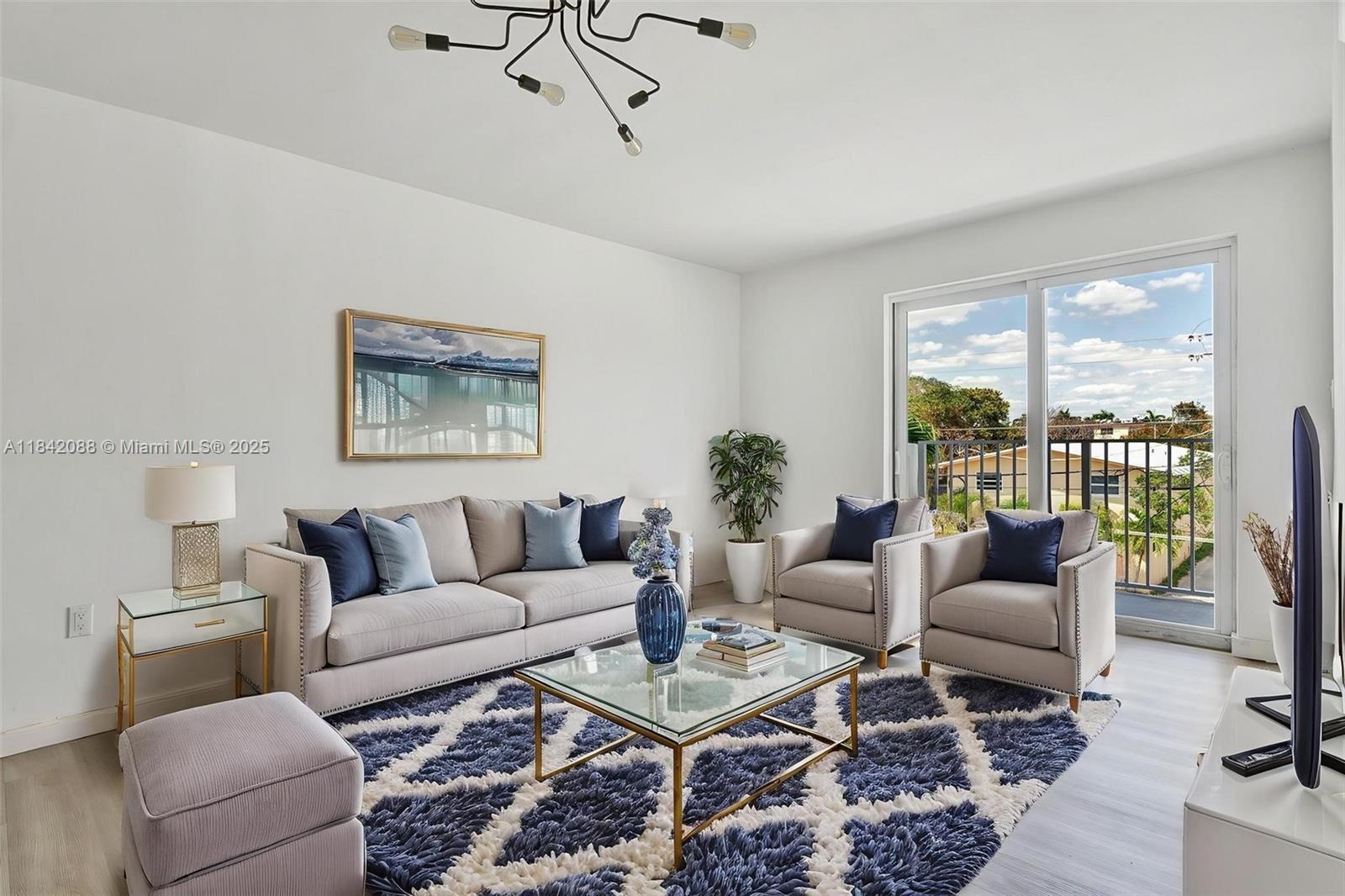 Property photo # 0