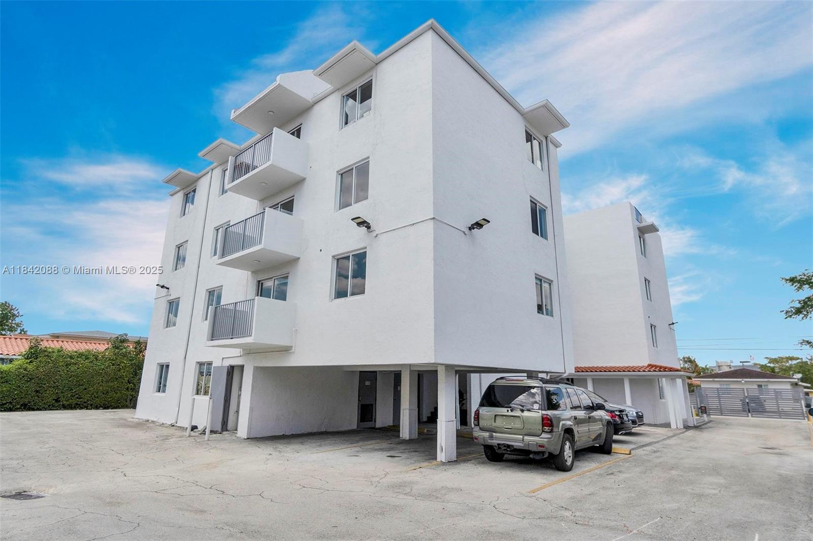 Property photo # 2