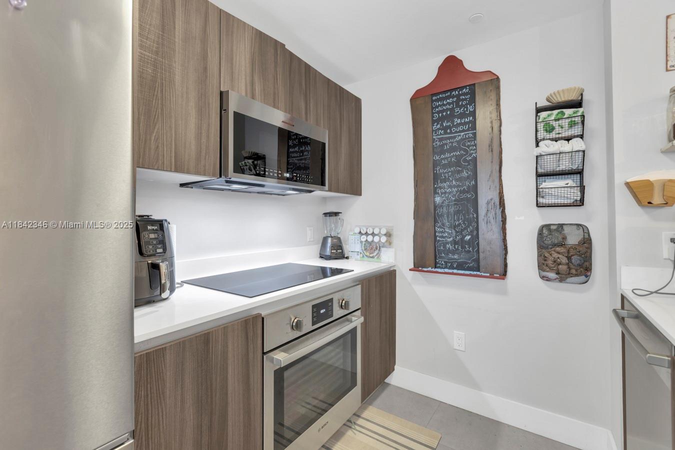 Property photo # 9