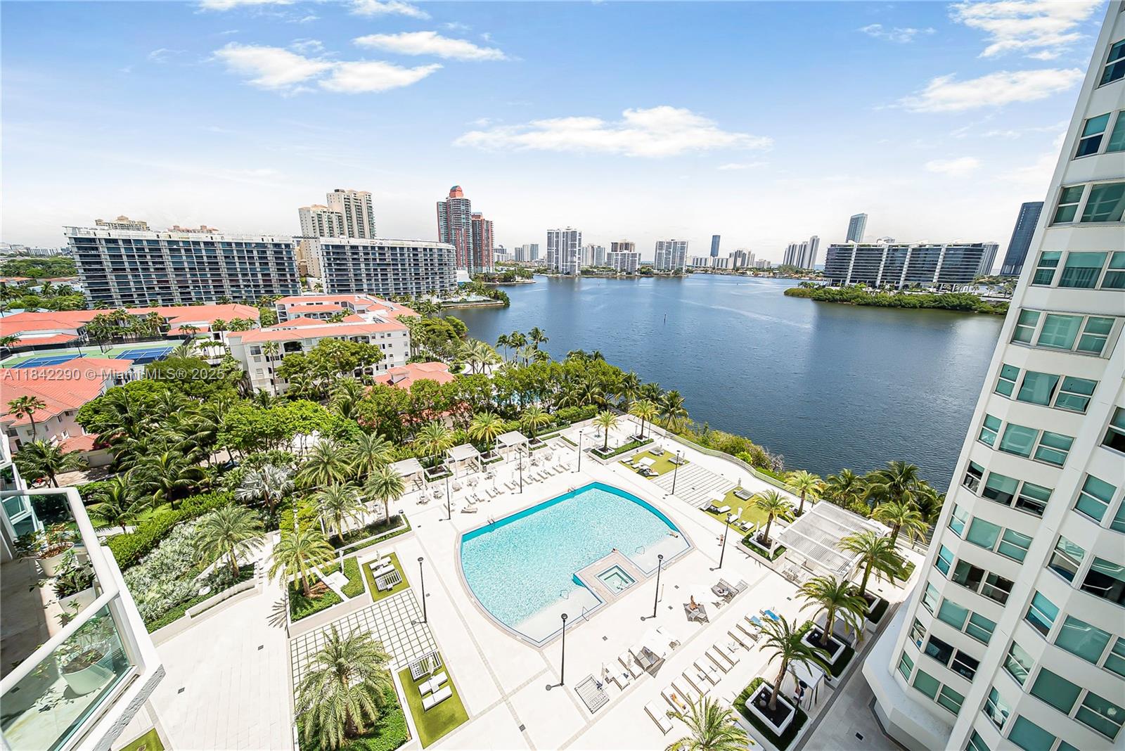 3301 NE 183rd St #1209, Aventura, Florida image 3