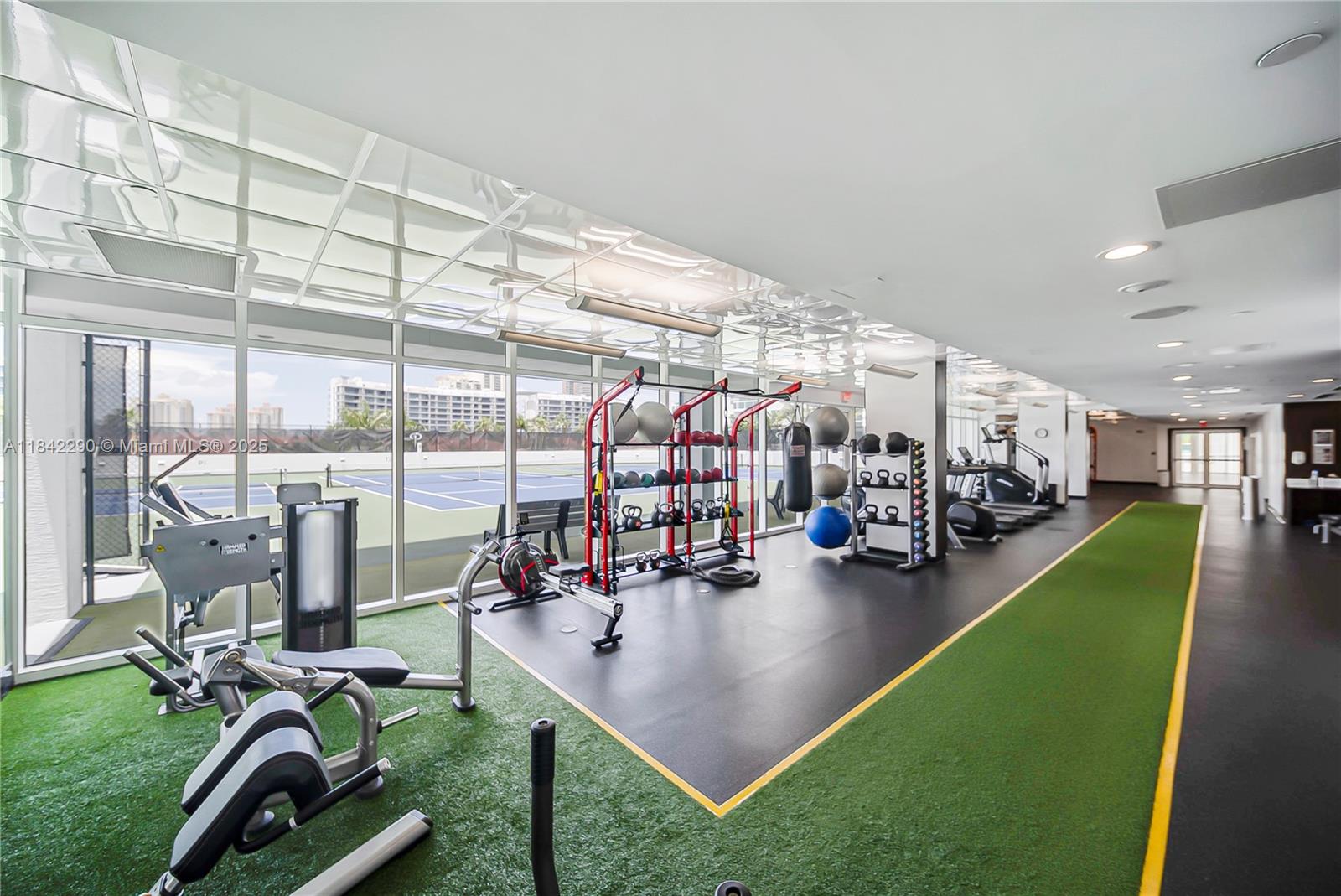 3301 NE 183rd St #1209, Aventura, Florida image 34