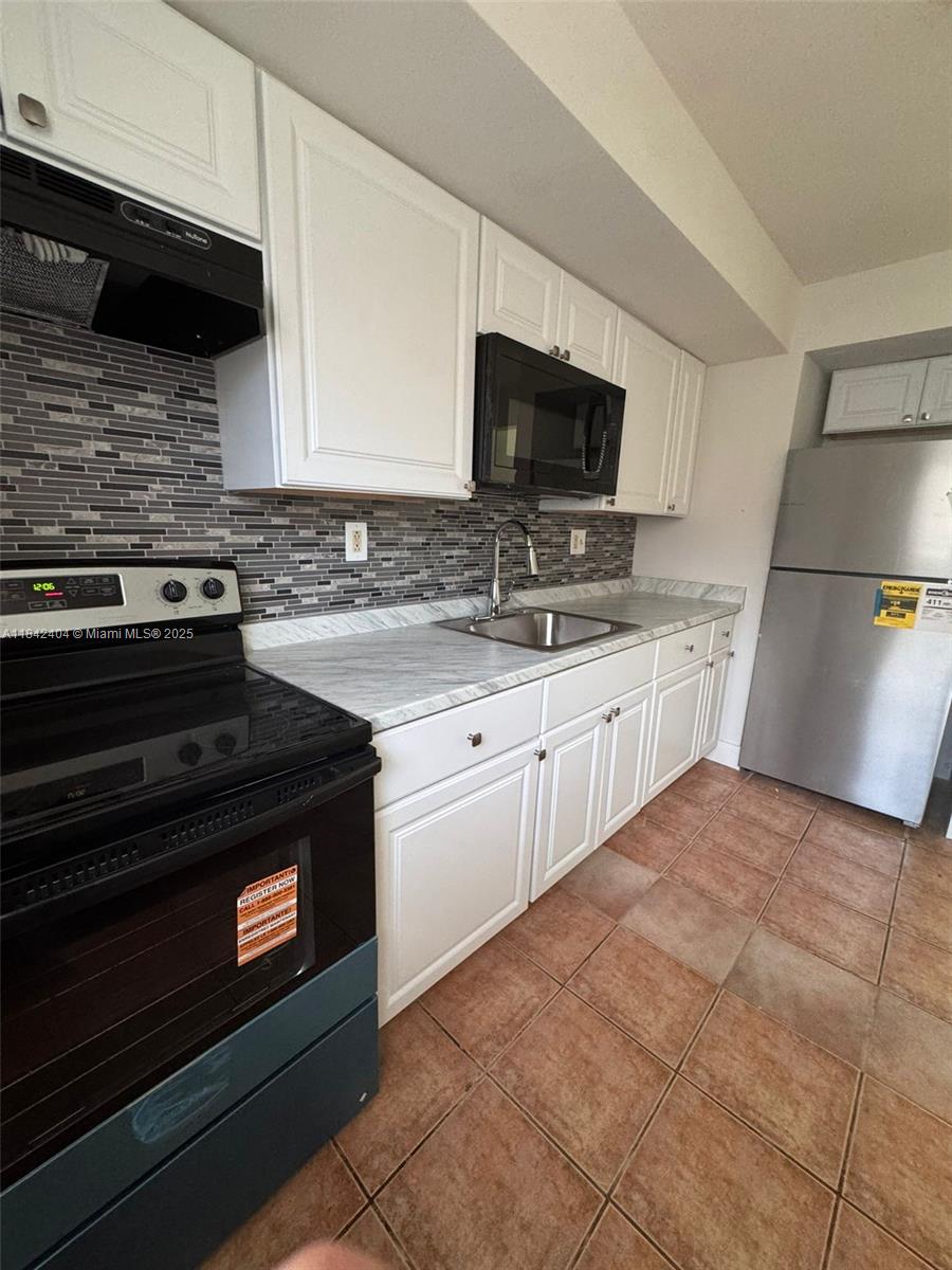 Property photo # 2