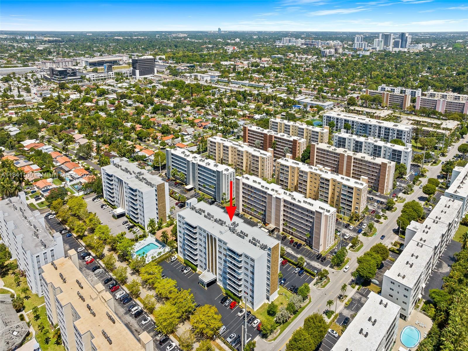 401 NE 14th Ave #808, Hallandale Beach, Florida image 21