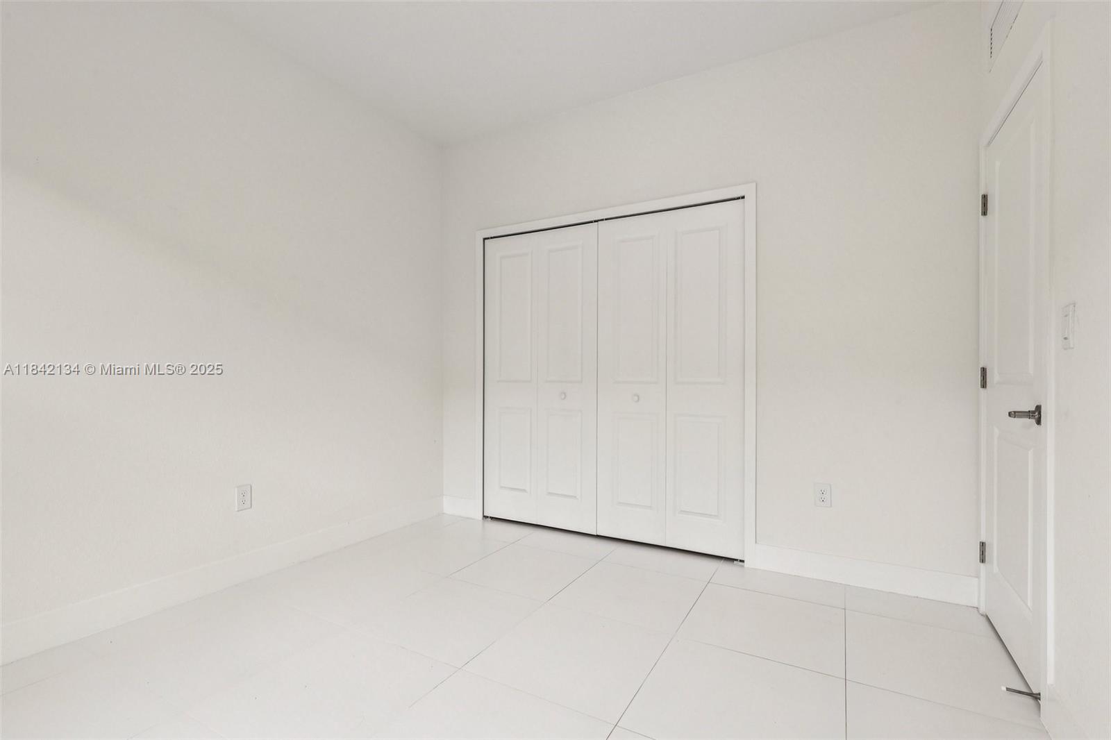 14430 SW 18th St, Miami, Florida image 32