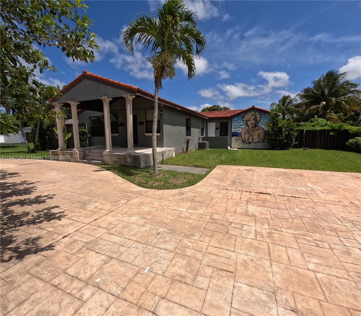 Property photo # 4